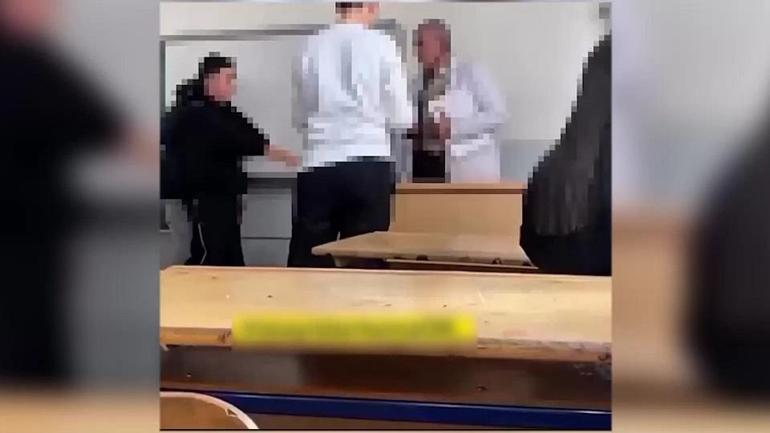  Şikayetçi değilim, fedakarlık mesleğidir