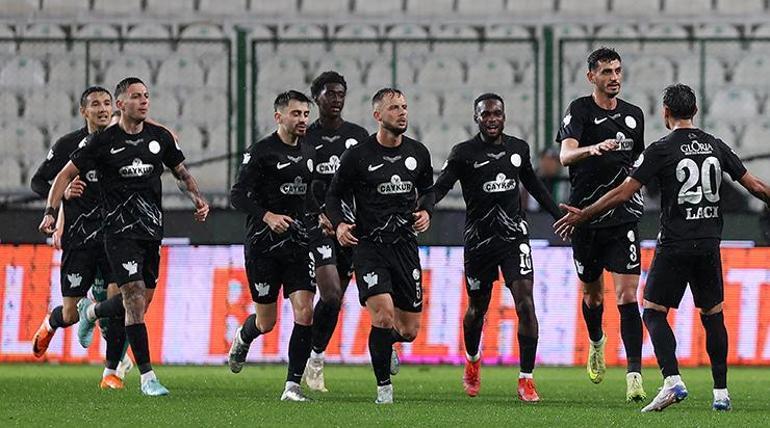 Konyaspor ile Çaykur Rizespor’un mücadelesinde kazanan çıkmadı