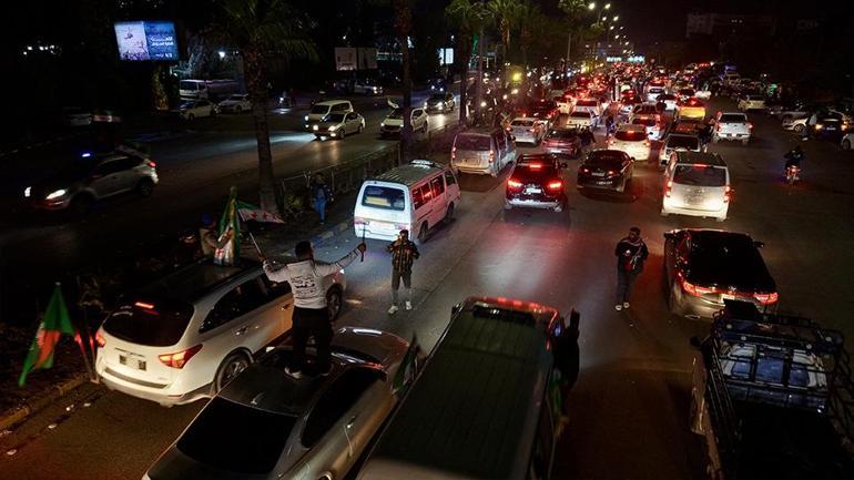 CANLI | Suriye devriminin 1.yılı Şaradan Emevi Camisinde kardeşlik mesajı