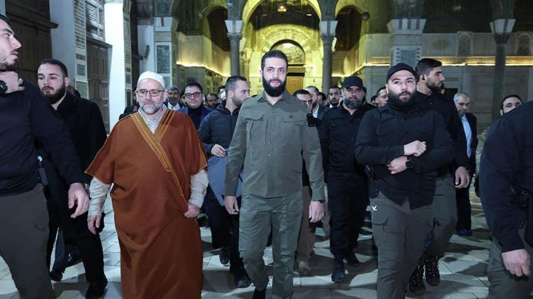 CANLI | Suriye devriminin 1.yılı Şaradan Emevi Camisinde kardeşlik mesajı