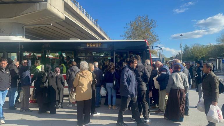 SON DAKİKA... İzmirde metro arızası; seferler durduruldu