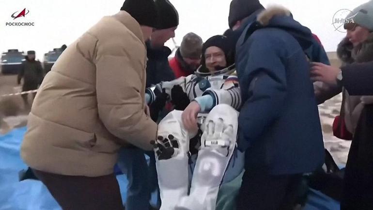 245 GÜNLÜK GÖREV BAŞARIYLA TAMAMLANDI | Soyuz kapsülü Dünya’ya döndü