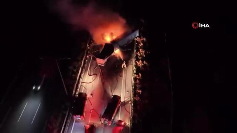 Manisada iki TIR alev topuna döndü