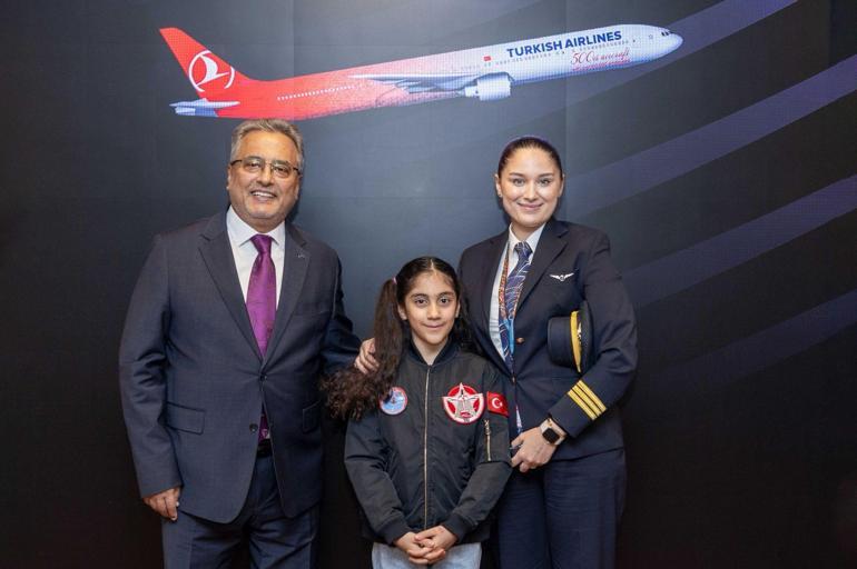 Şehit annesinin izinden 10 yaşındaki Ece kanseri yendi, pilot koltuğuna oturdu: Annem gibi güçlü olacağım