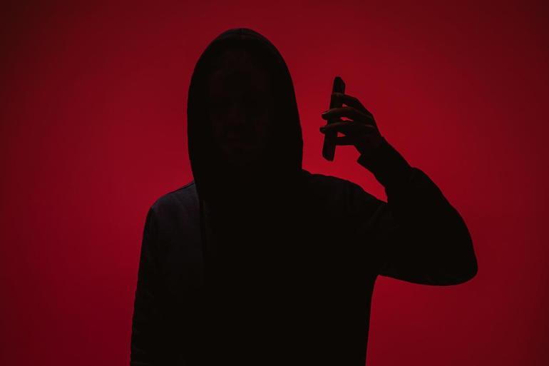 Aramayın, açmayın | Yeni nesil dolandırıcılık: Görüntülü arama kapanı