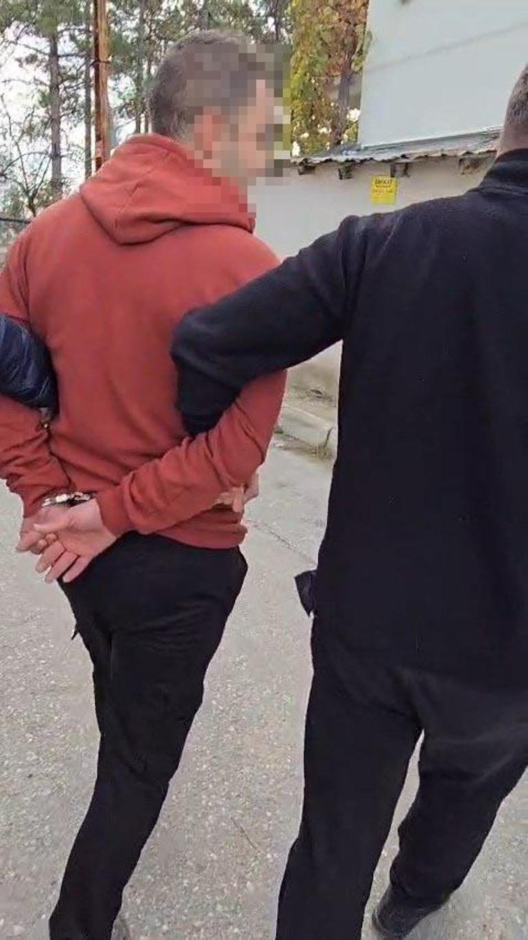 Suç makinesi gardıropta yakalandı