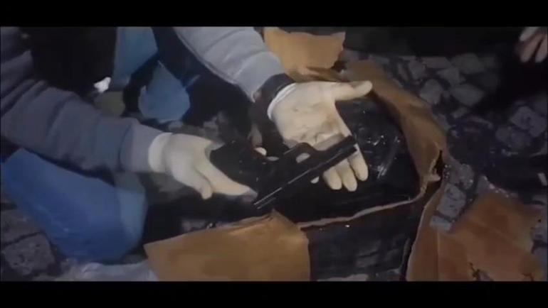 Polisin durdurduğu otomobilden cephanelik çıktı