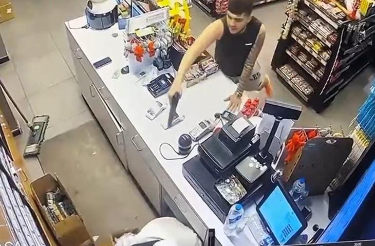 Akaryakıt çalışanını kurşun yağmuruna tutarak öldürmüştü Görüntüler ortaya çıktı