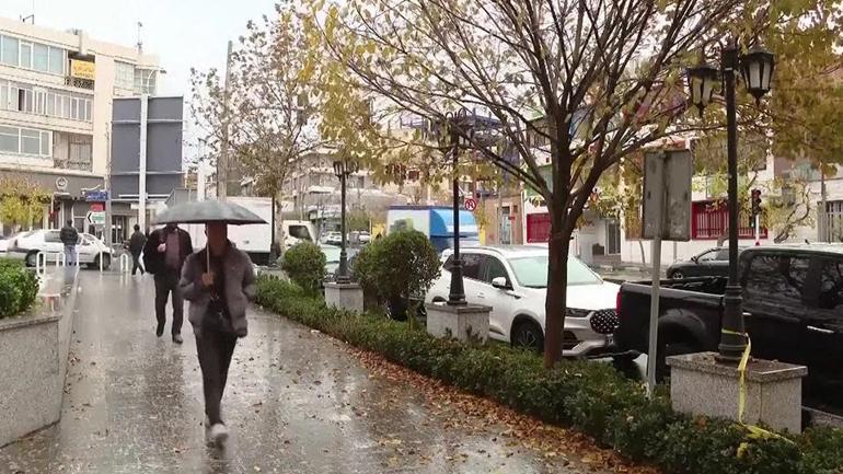 İranda son 50 yılın en büyük kuraklığı… Pezeşkiyan: Susuzluk bitmezse başkent taşınabilir