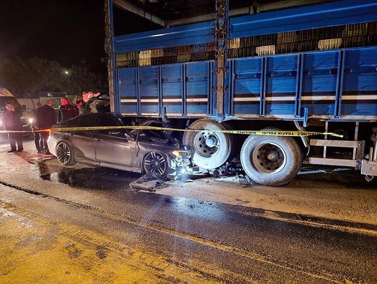 29 yaşındaki sürücü öldü, 2 kişi yaralandı