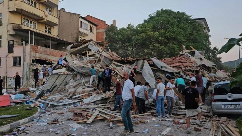 Üç cepheden deprem baskısı Prof. Dr. Süleyman Pampal’dan kritik uyarı