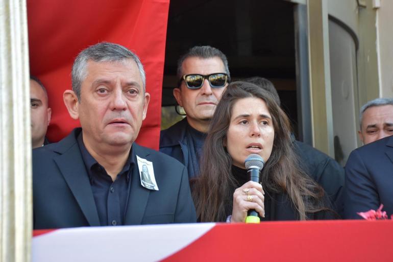 Şehzadeler Belediye Başkanı Gülşah Durbaya veda Özgür Özel gözyaşlarını tutamadı