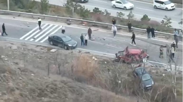  Vinç 13 araca çarptı, yaralılar var...