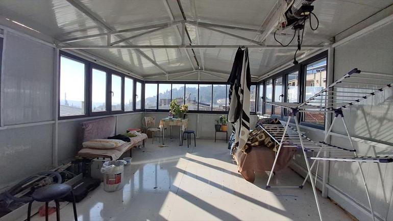 Biri çatı katında, diğeri yatağında ölü bulundu Baba ve kızına ne oldu