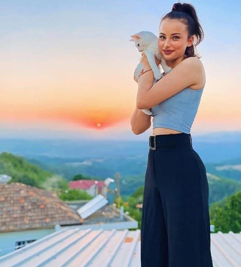 Öğrenci evindeki cinayet davasında karar Sevgilisi Hakan Günkan’ı öldüren Pelin Üçtepeye 15 yıl hapis