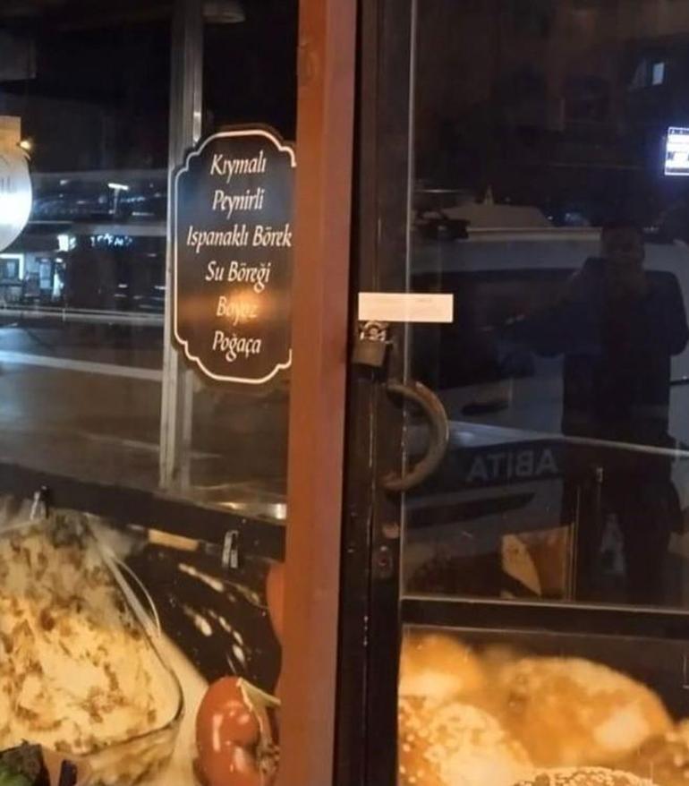 Böreklerin üzerinde fare gezdi