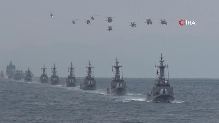 Erhan Afyoncu: Dünya, savaş hazırlığı dönemine geçti