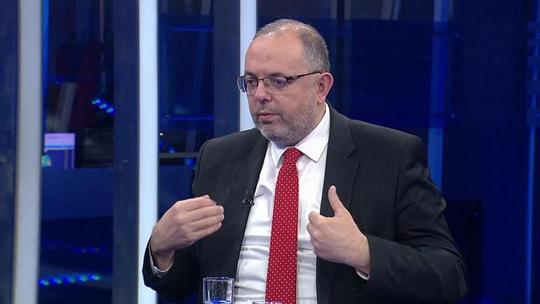 Erhan Afyoncu: Dünya, savaş hazırlığı dönemine geçti