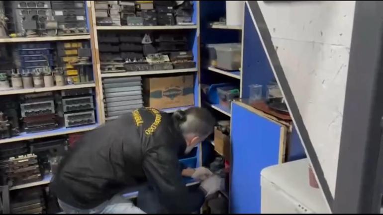  27 kişilik şebeke çökertildi