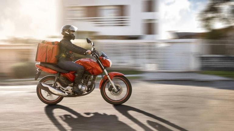 Kural tanımaz mı, mecbur mu Motokuryelerin hız çıkmazı
