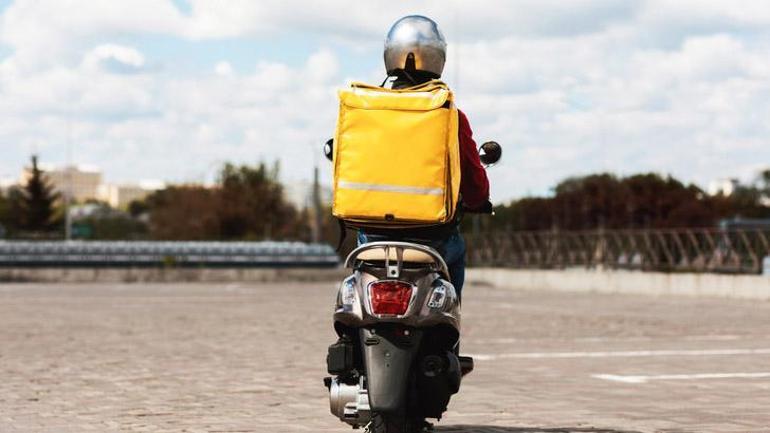 Kural tanımaz mı, mecbur mu Motokuryelerin hız çıkmazı