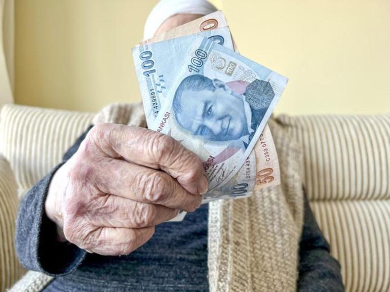 Emeklilikte 2025 avantajı: Kritik tarih 31 Aralık....