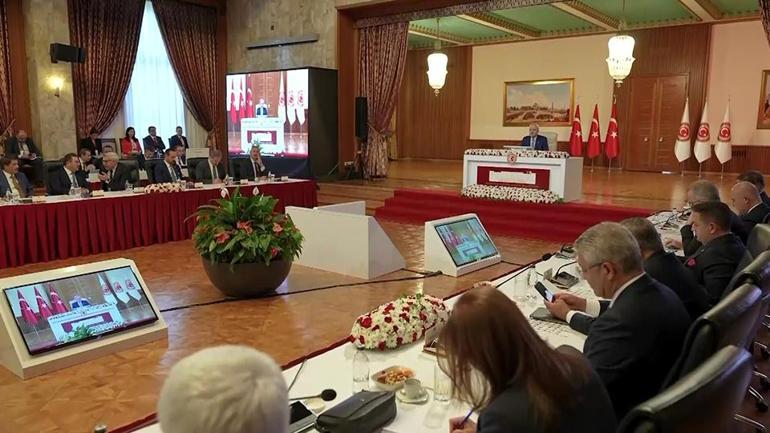 AK Partinin raporunda kırmızı çizgi