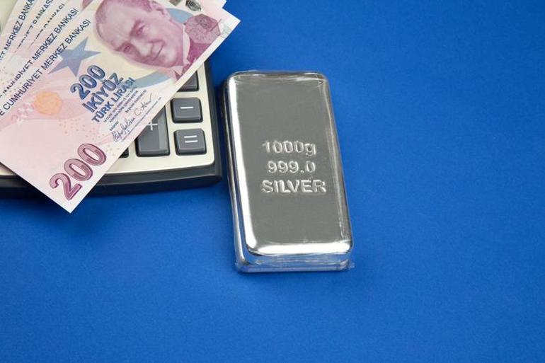 22 ARALIK 2025 GÜMÜŞ FİYATLARI CANLI: Bugün Gümüş Ne Kadar 1 Gram Gümüş Fiyatı Kaç TL Gümüş haftaya rekorla başladı