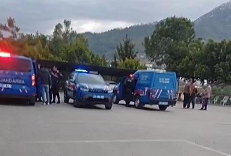  12 yaşındaki öğrenci, okul müdürünü tüfekle vurdu