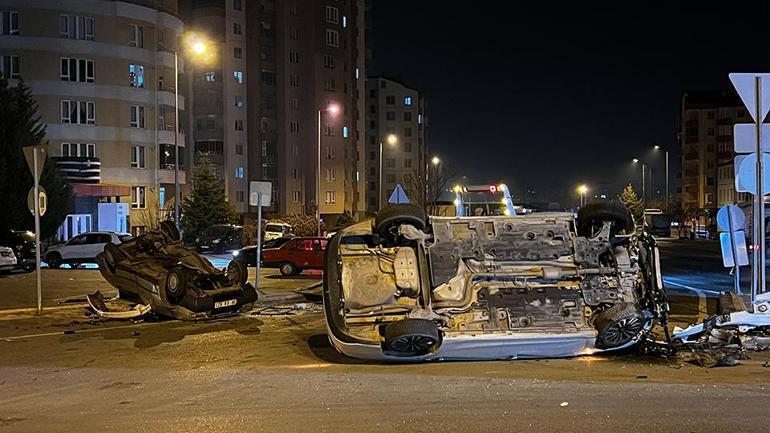  Çarpıştıktan sonra takla attılar