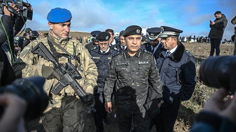 Libya Genelkurmay Başkanını taşıyan uçak düştü: DAKİKA DAKİKA KULE İLE GÖRÜŞMELERİ ORTAYA ÇIKTI
