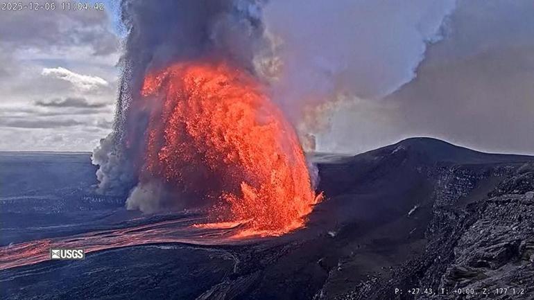 Kilauea durmuyor 1 yılda 39uncu patlama: Metrelerce lav püskürttü
