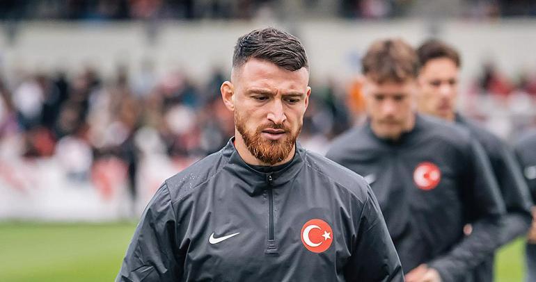Beşiktaşta transfer zirvesi Sergen Yalçından net talep...