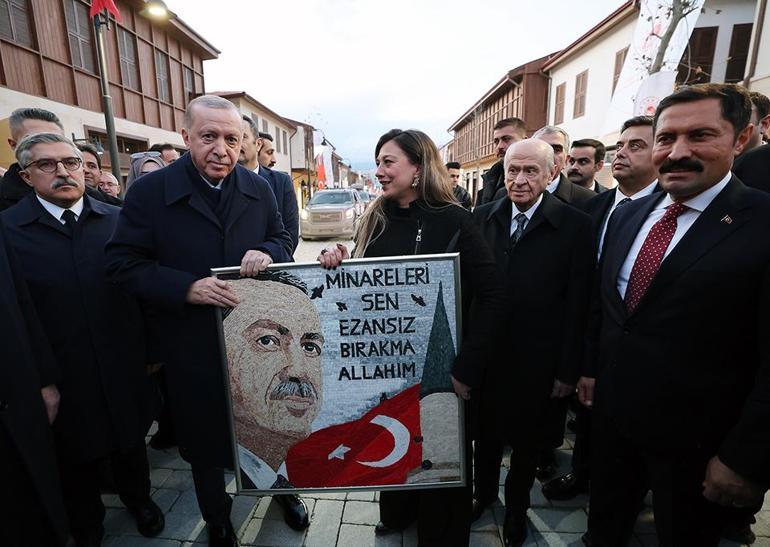 Cumhurbaşkanı Erdoğan Hatayda tarihi Meclis binası, Kurtuluş Caddesi ve Habib-i Neccar Camisini ziyaret etti