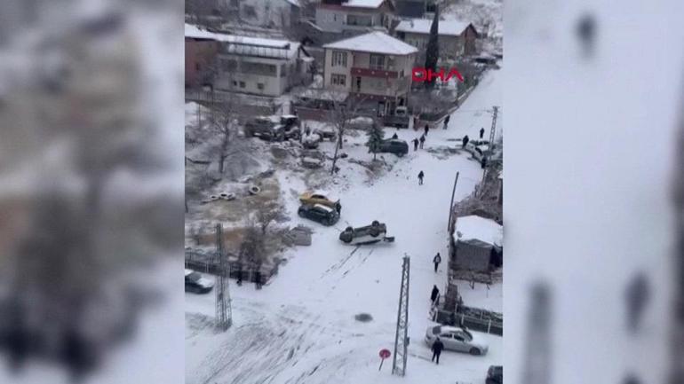 ADETA PUZ PİSTİ Biri ters döndü, diğeri kendini park etti...