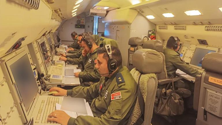 Türk Hava Kuvvetleri, Kıbrıs Adasının güneyinde eğitim uçuşu yaptı