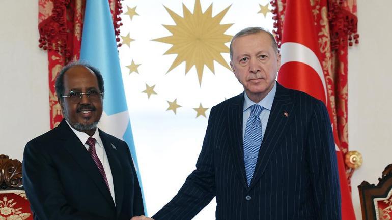 Dolmabahçede kritik zirve: Cumhurbaşkanı Erdoğan, Somali Cumhurbaşkanı Mahmud görüşmesi başladı