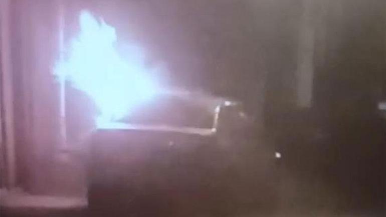 Isınmak için girdiği otomobil sonu oldu