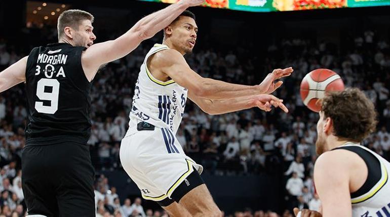 Potadaki derbide Fenerbahçe, Beşiktaş’ı deplasmanda geçti