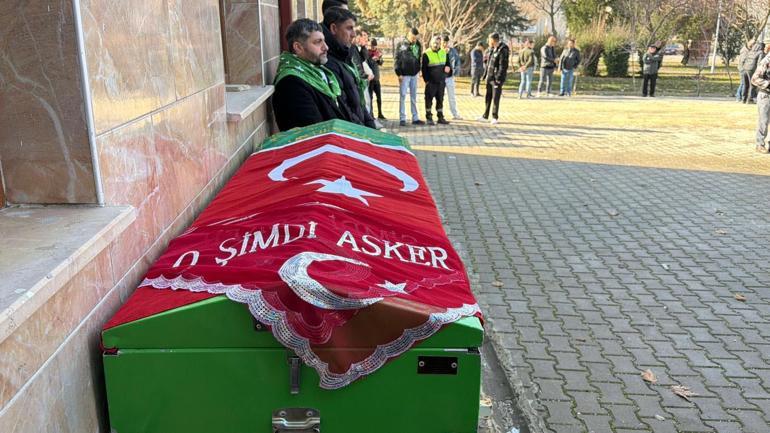  Oğlumun asker eğlencesini tabutta yapıyoruz