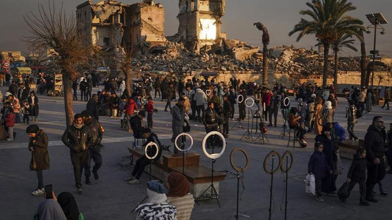 SON DAKİKA | Suriye ordusu YPG ile çatışıyor: Halepte bazı mahalleler askeri bölge ilan edildi