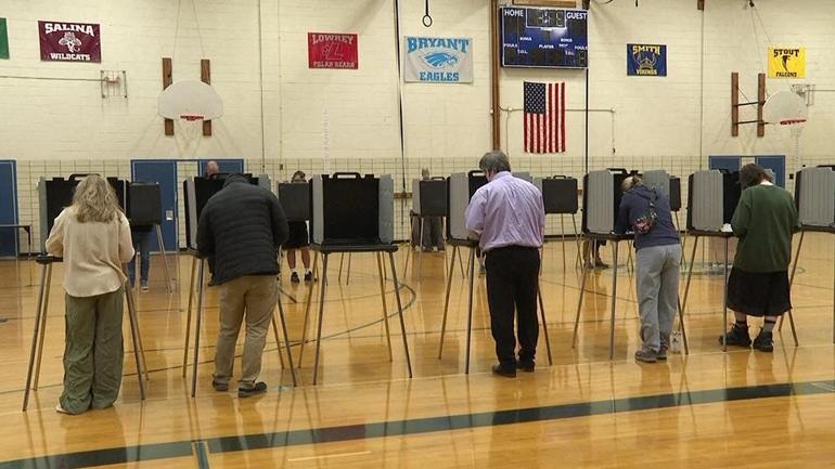 Trump: “Ara seçimleri kazanmalıyız, yoksa Demokratlar beni azleder”