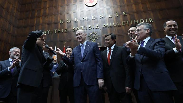 AK Parti’ye katılımlar ve erken seçim Abdulkadir Selvi kaleme aldı...