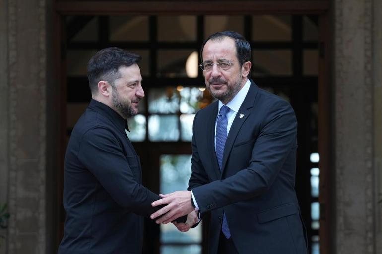 Rumlar çok uğraştı ama Zelenskiye Türkiye işgalci dedirtemediler