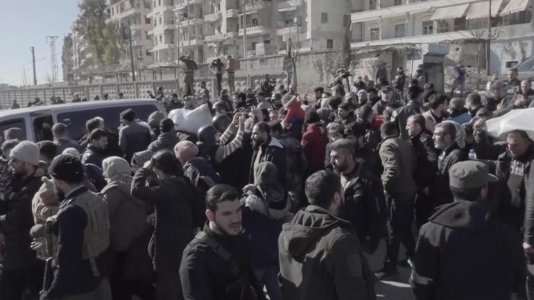 Çatışmaların ortasında tahliye: Siviller güvenli koridordan çıkarıldı