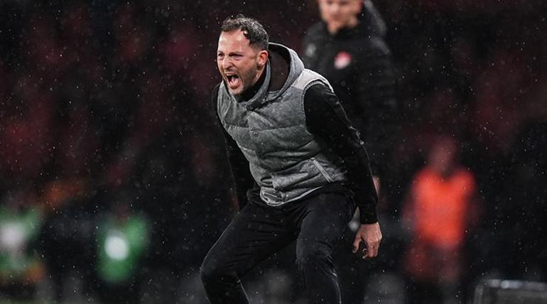 Domenico Tedesco: Ailemize bu kupayı kazandırdığımız için mutluyuz