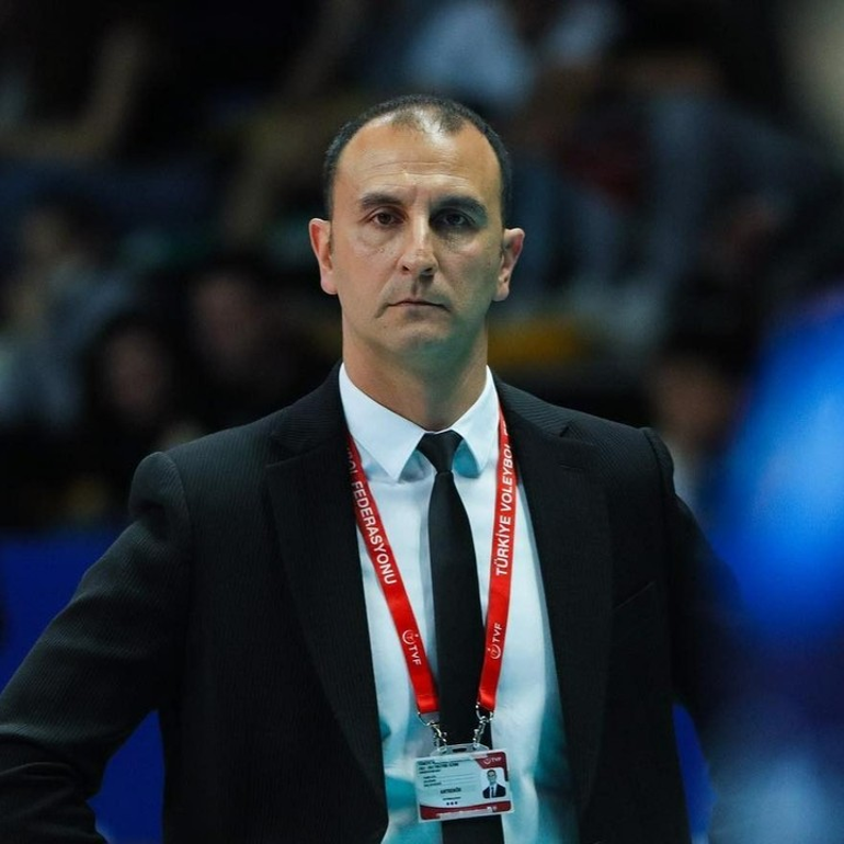 Fenerbahçe Medicanada Kovac gitti; Atik geldi