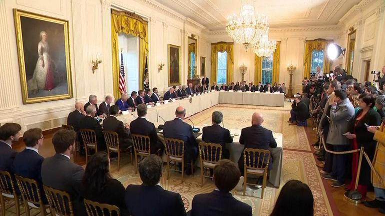 ABD Başkanı sanal medyadan paylaştı: “Venezuela geçici başkanıyım”