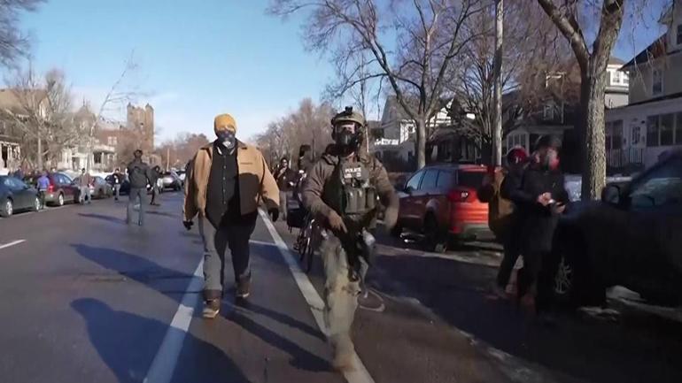 ABDde göçmen polisi durmuyor… Yine şiddet baş gösterdi