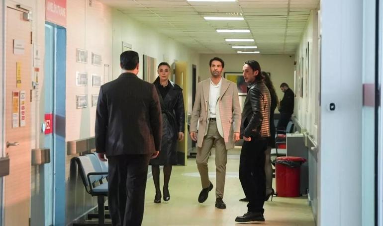 EŞREF RÜYA 28. BÖLÜM İZLE FULL HD TEK PARÇA | Kanal D Çağatay Ulusoy ve Demet Özdemir’li Eşref Rüya 28. bölüm izleme ekranı